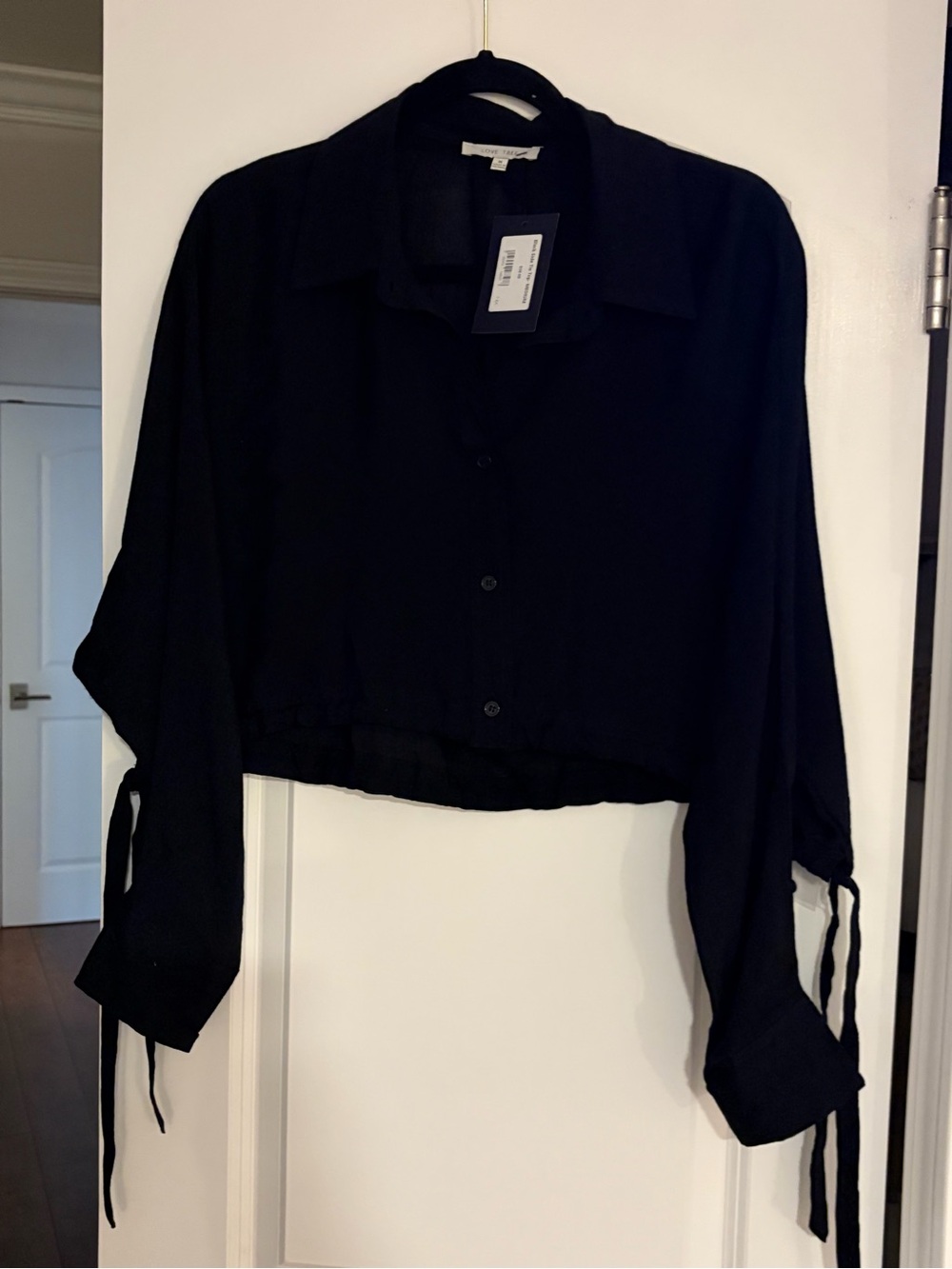 Love Tree Black Cropped Button-Down Tie-Sleeve Women's Top NWT